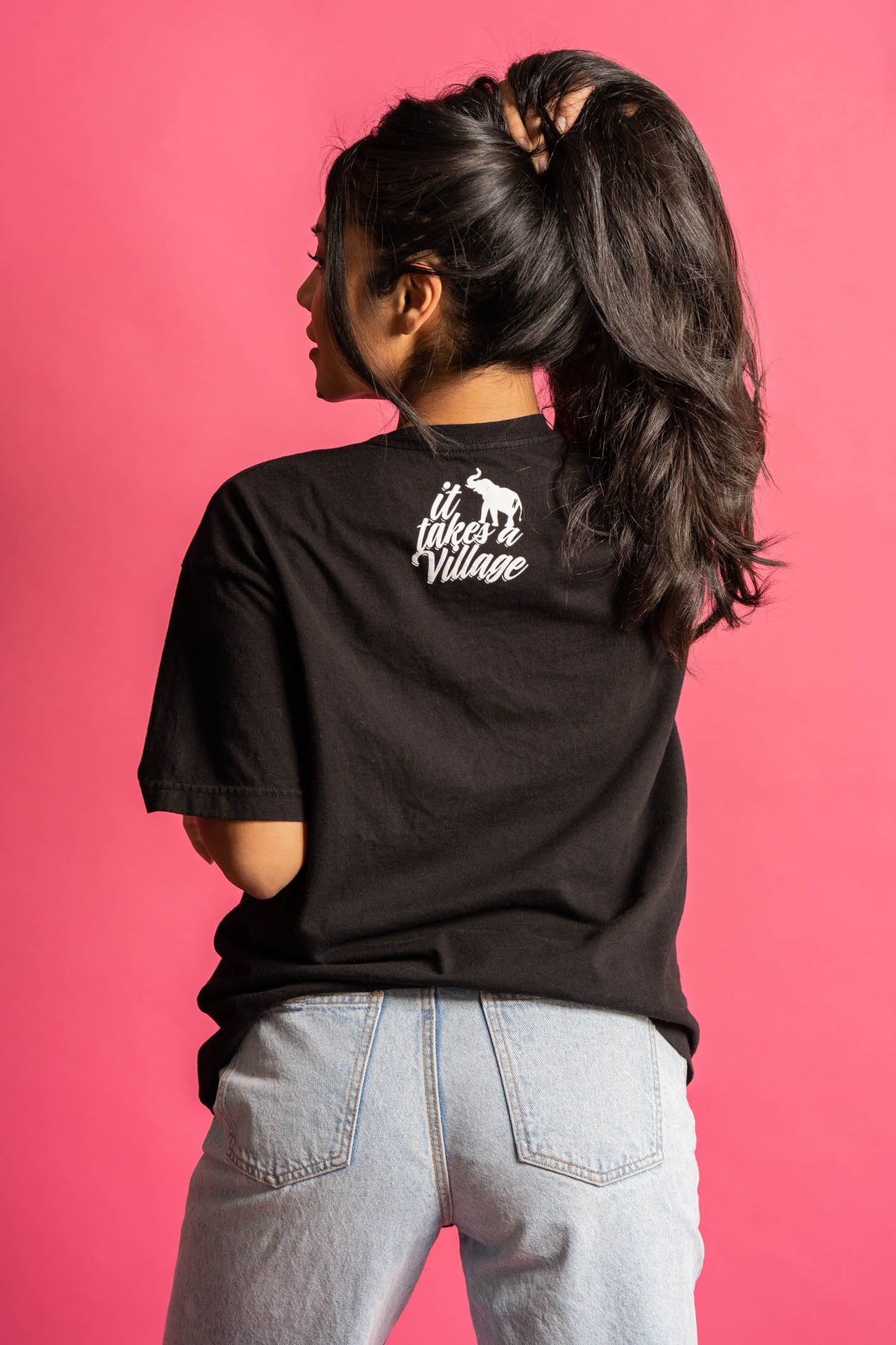 the BODY TEE in BLK