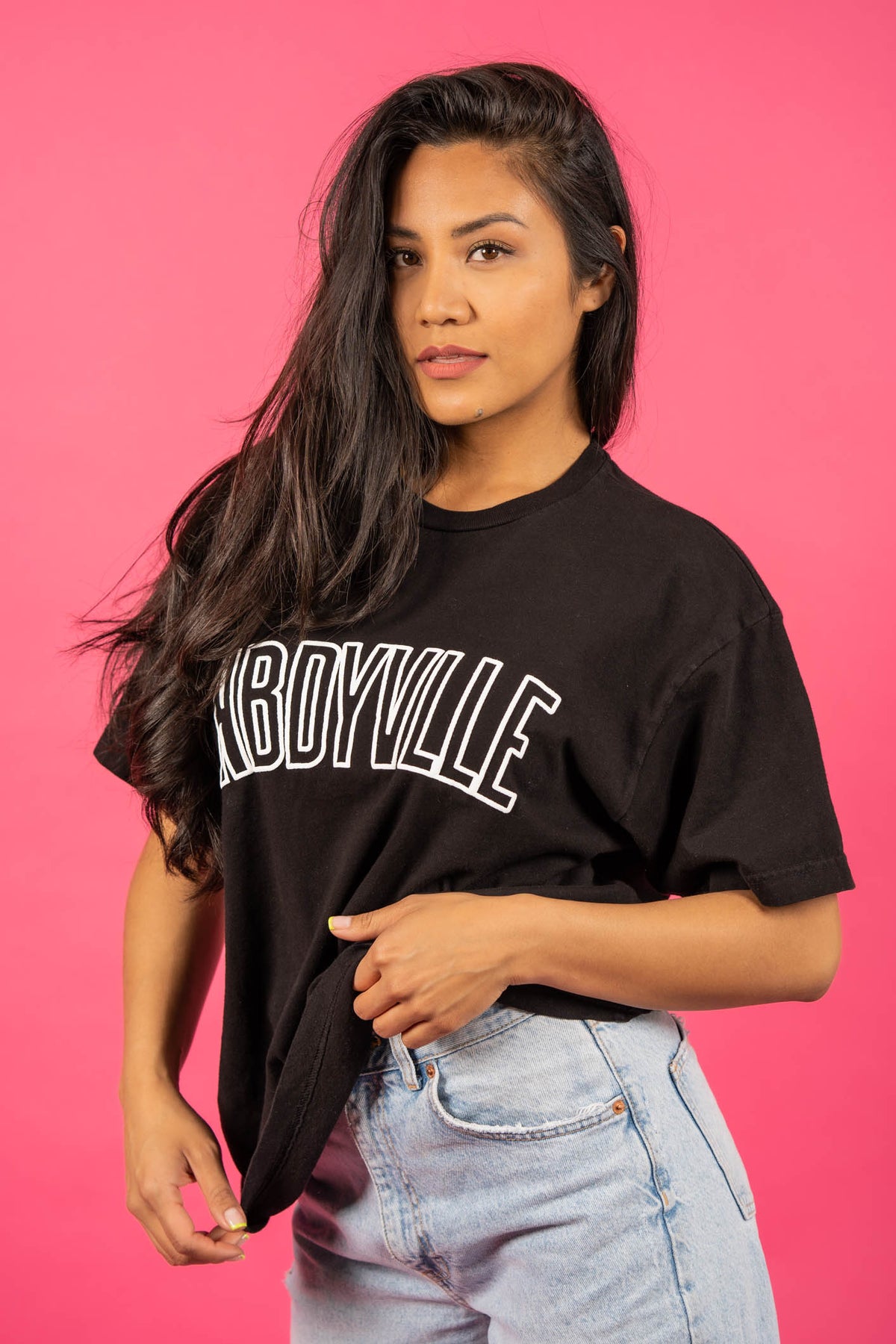 the BODY TEE in BLK